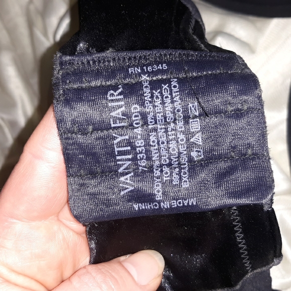 VANITY FAIR 40DD BLACK BRA - Picture 4 of 9